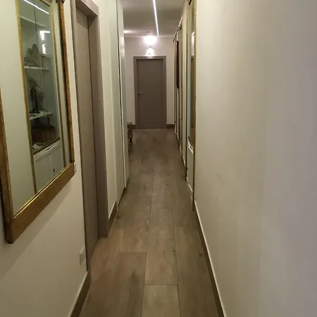 Art Atelier Bed & Breakfast Roma
