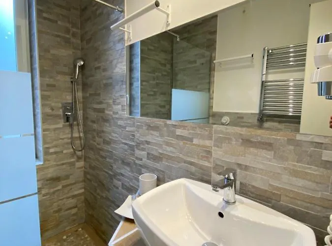 Bed & Breakfast Art Atelier 4*