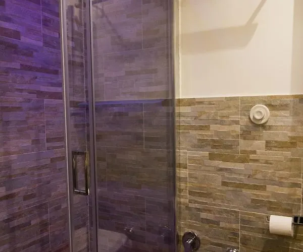 Art Atelier Bed & Breakfast